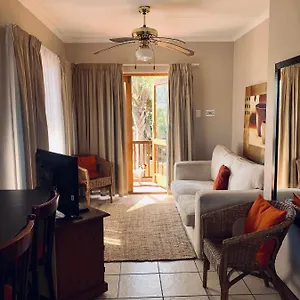 3* Guest house Summerstrand Beach Lodge